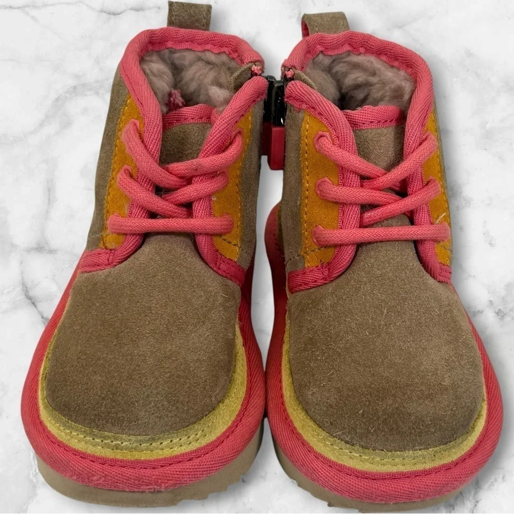 UGG Toddler Neumel II Chukka boots in the 